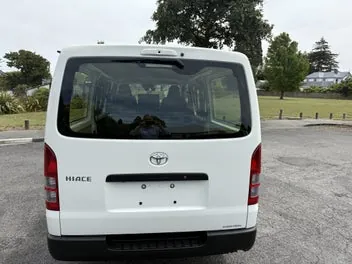 Toyota Hiace 2025 photo 5