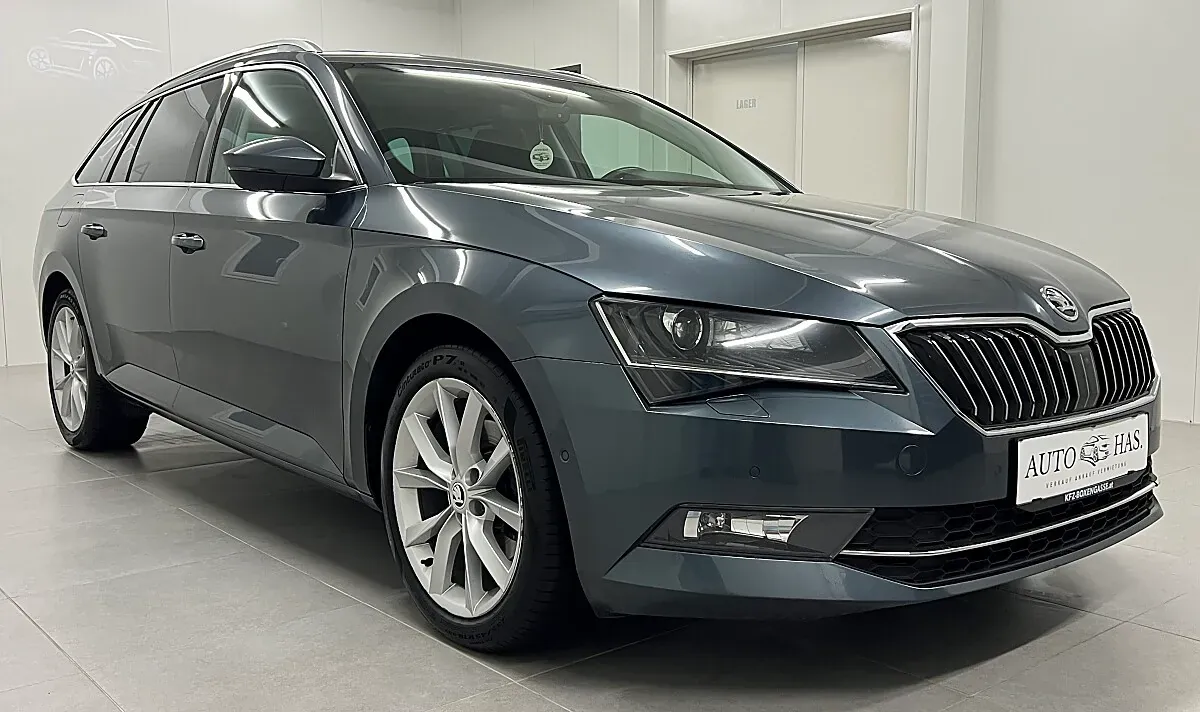 Skoda Superb 2019 photo 3