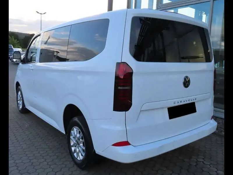 Volkswagen T7 Caravelle 2025 photo 5