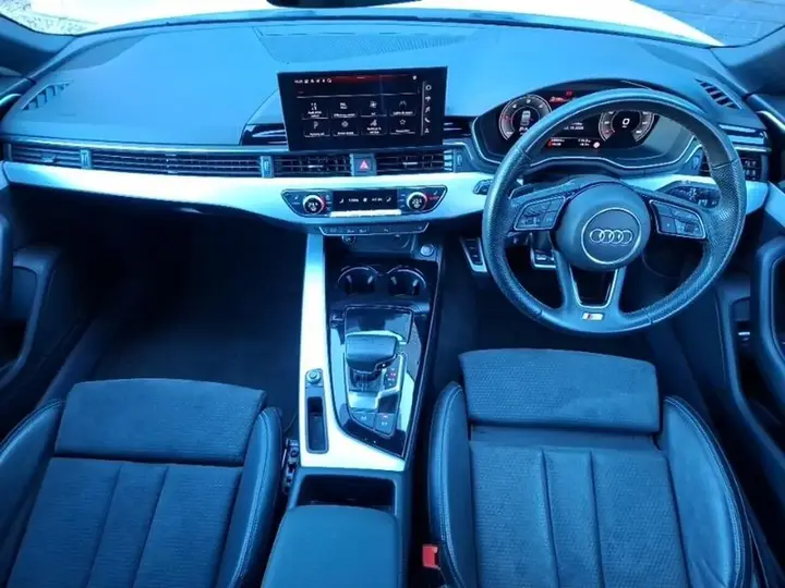 Audi A5 2023 photo 3