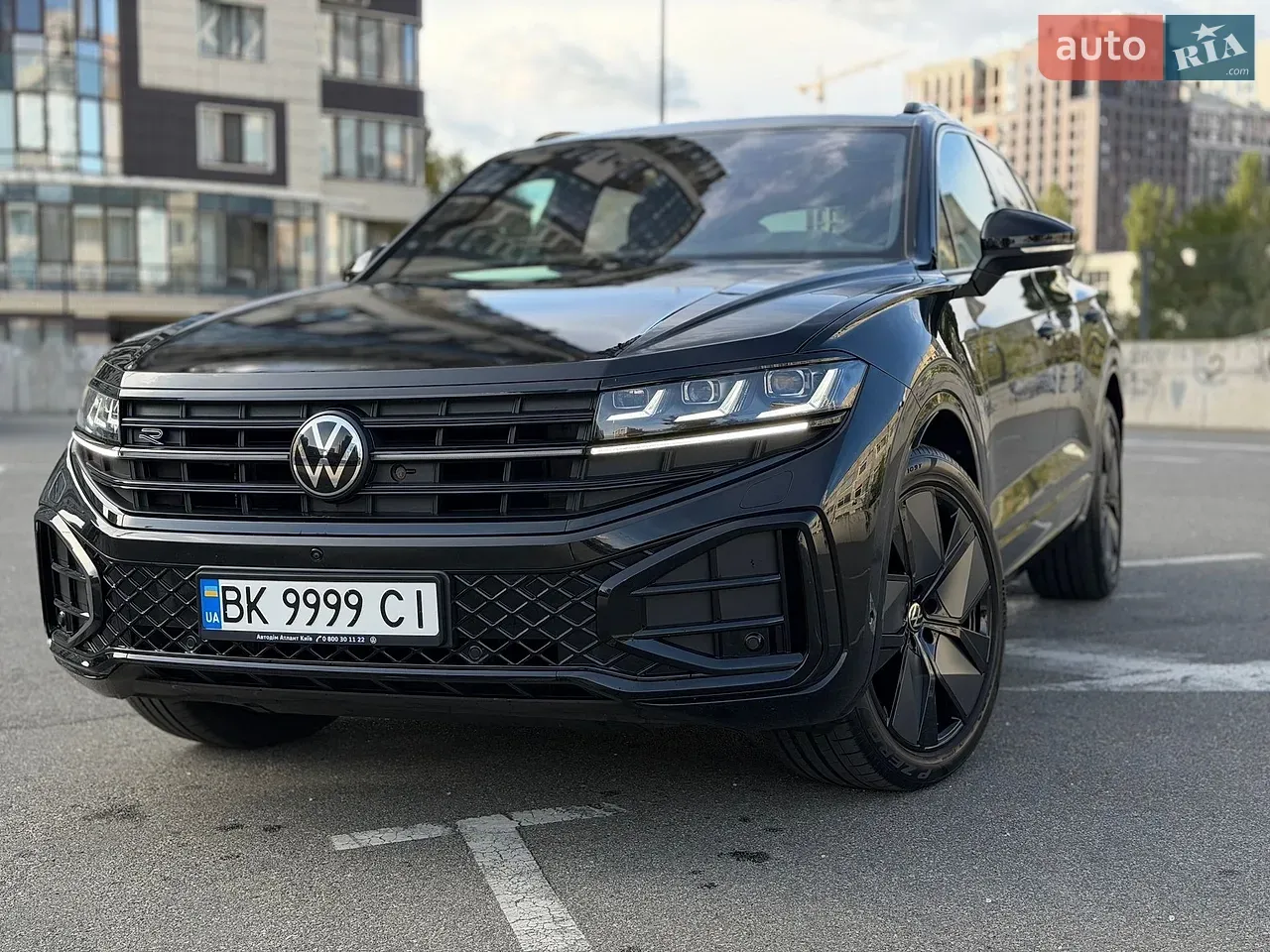 Volkswagen Touareg 2026 photo 2