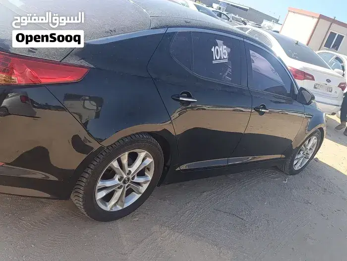 Kia K5 2011 photo 2