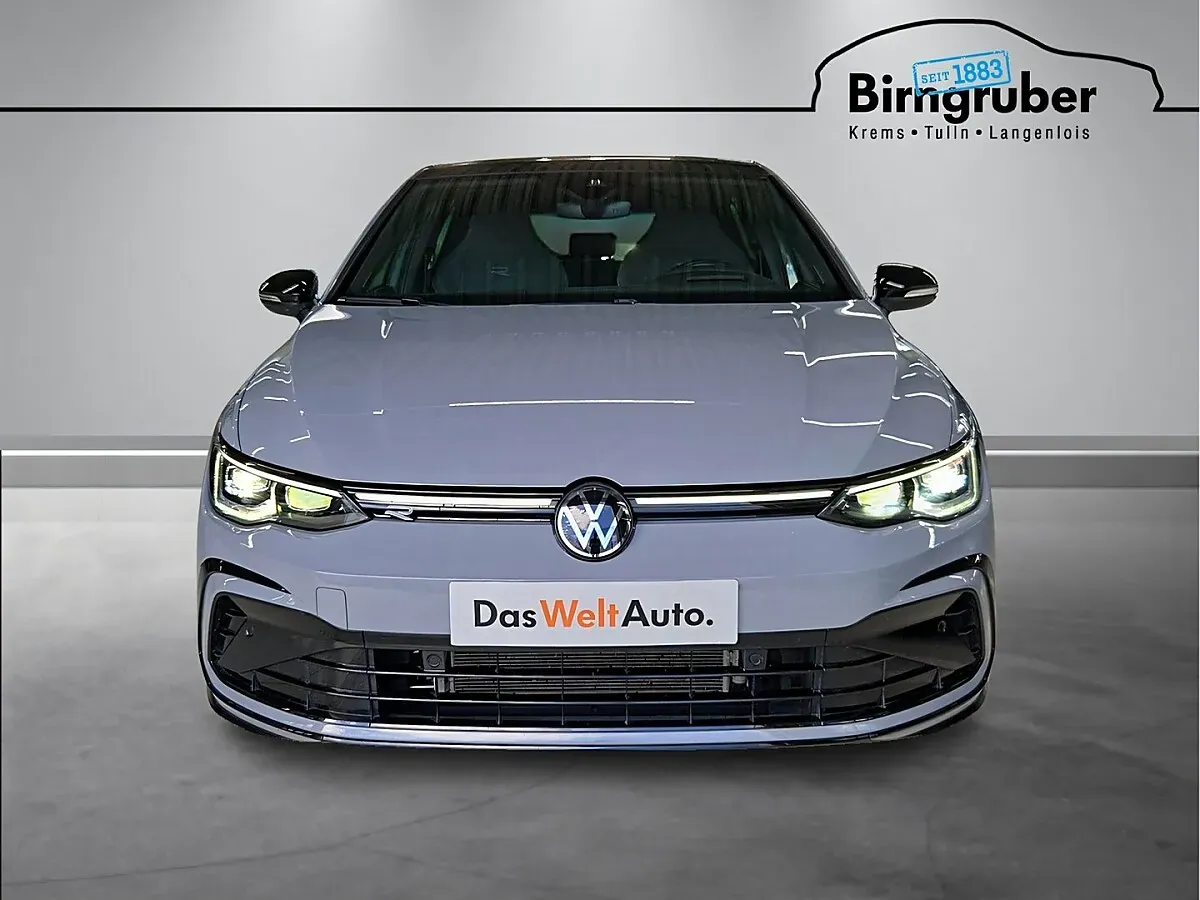 Volkswagen Golf 2023 photo 2