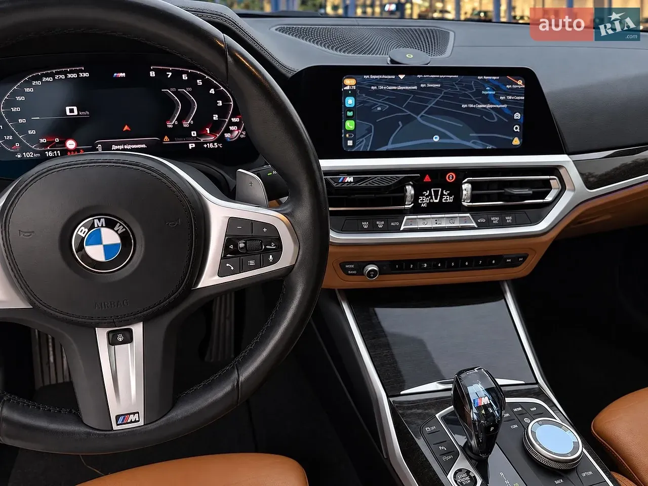 BMW 3 Series 2019 photo 3