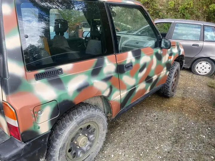 Suzuki Vitara 2000 photo 2