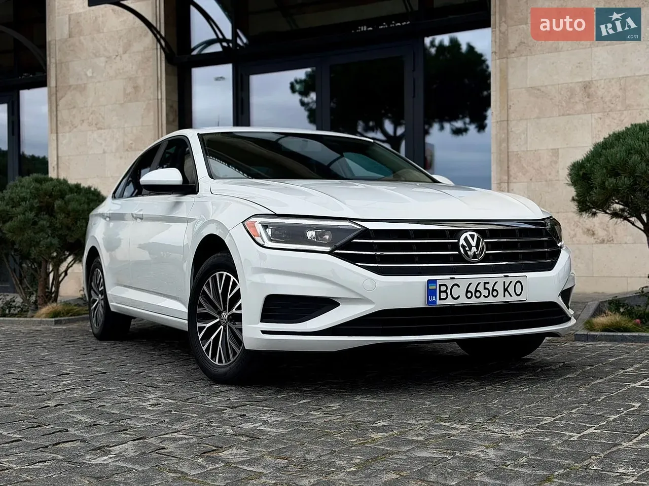 Volkswagen Jetta 2019 photo 2