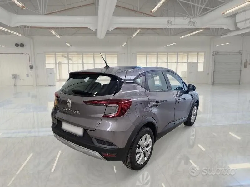 Renault Captur 2022 photo 4