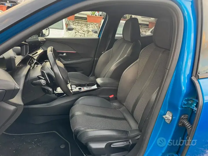 Peugeot 2008 2024 photo 5