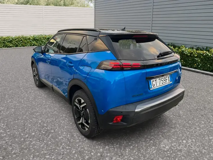 Peugeot 2008 2024 photo 4
