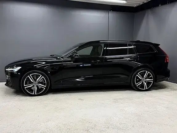 Volvo V60 2021 photo 3
