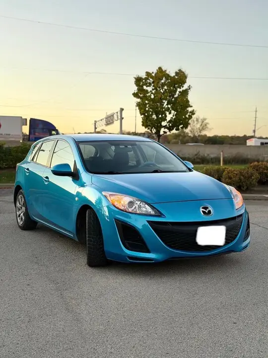 Mazda Mazda3 2010 photo 2