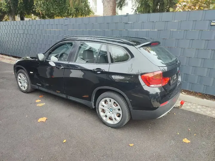 BMW X1 2010 photo 2
