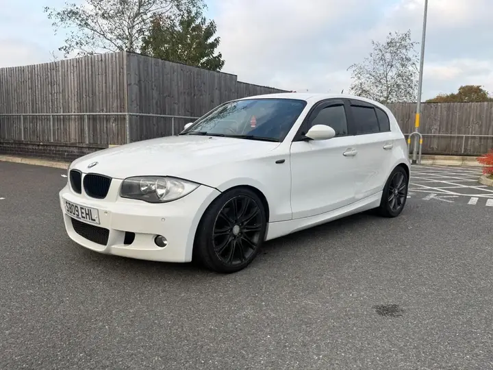 BMW 1 Series 2009 photo 5