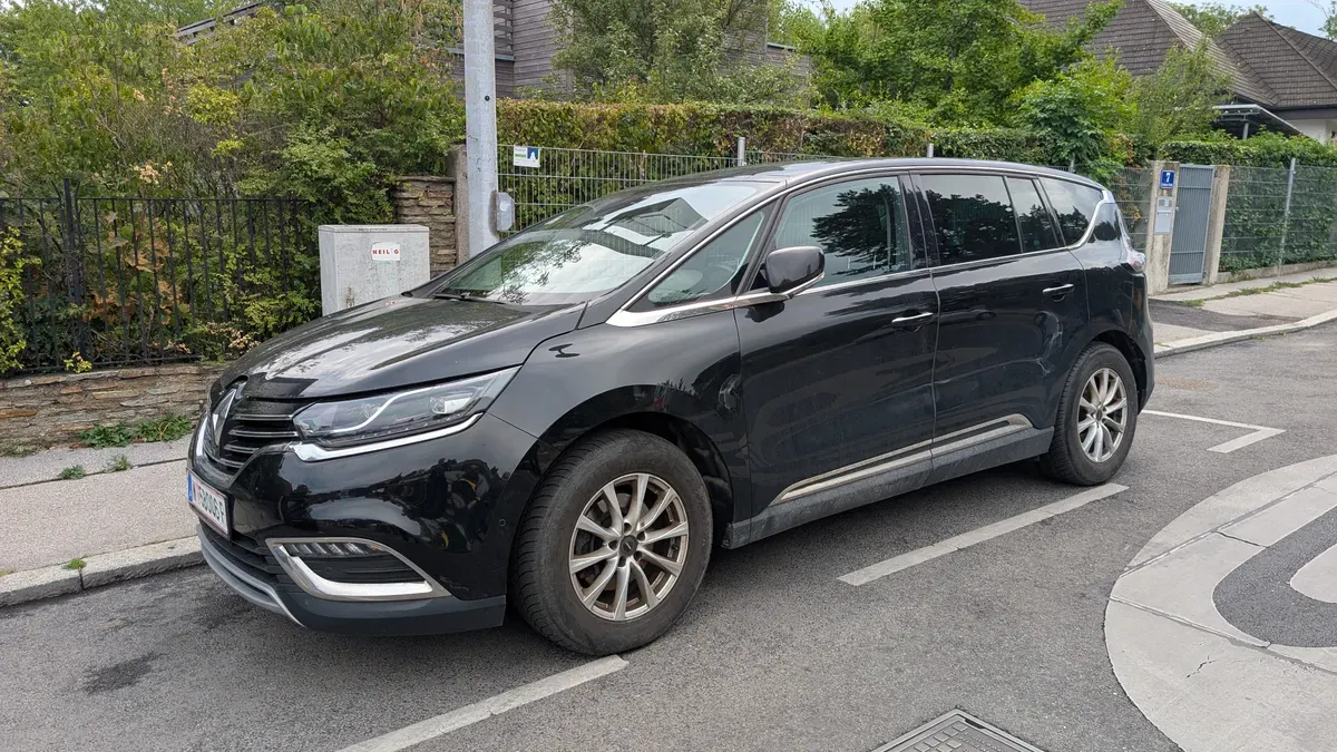 Renault Espace 2016 photo 2