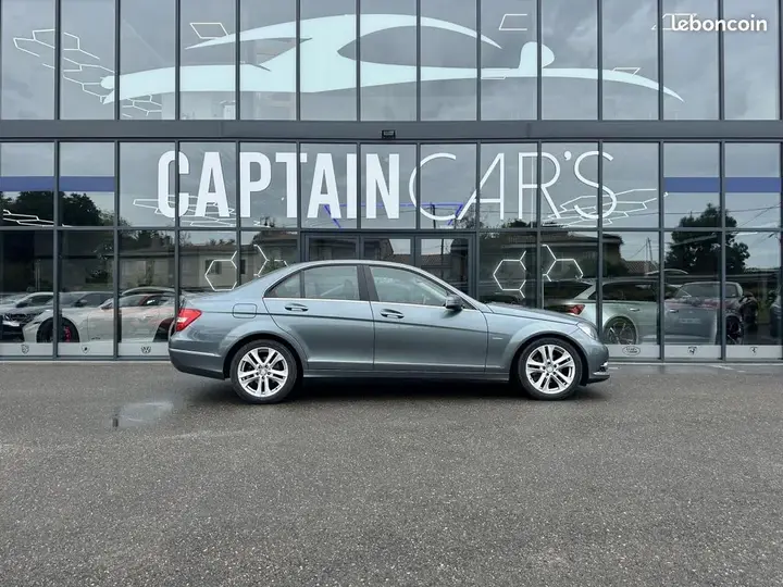 Mercedes-Benz C-Class 2012 photo 2
