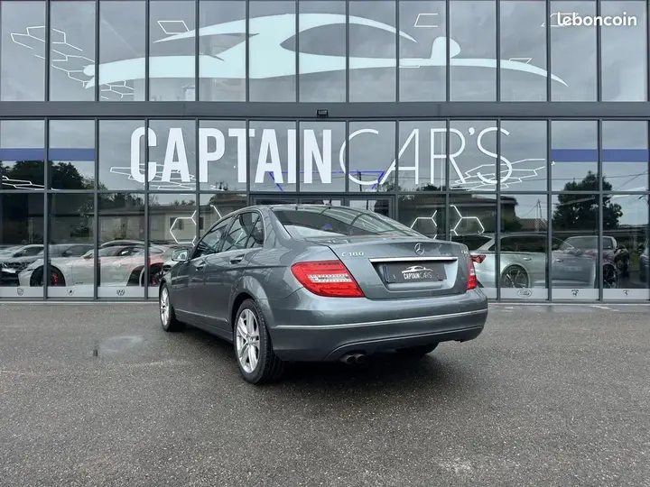 Mercedes-Benz C-Class 2012 photo 4
