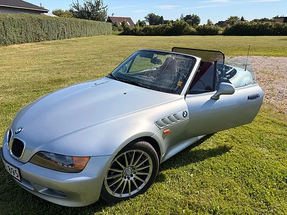 BMW Z3 1996 photo 2