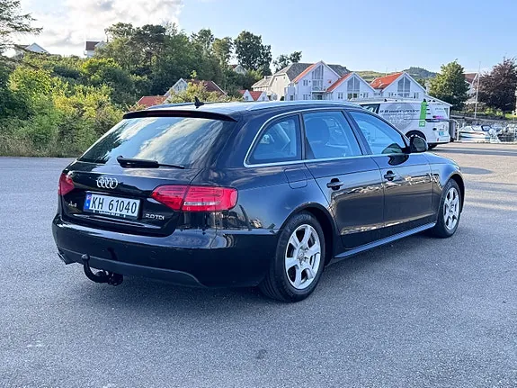 Audi A4 2009 photo 5
