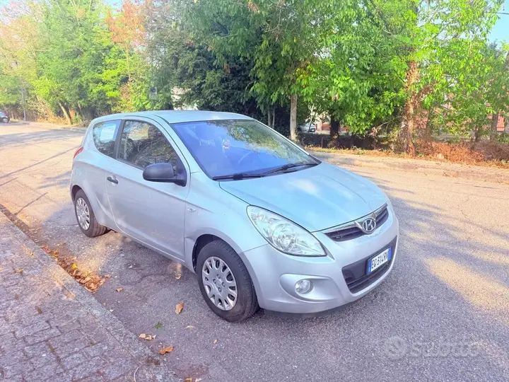 Hyundai I20 2011 photo 5