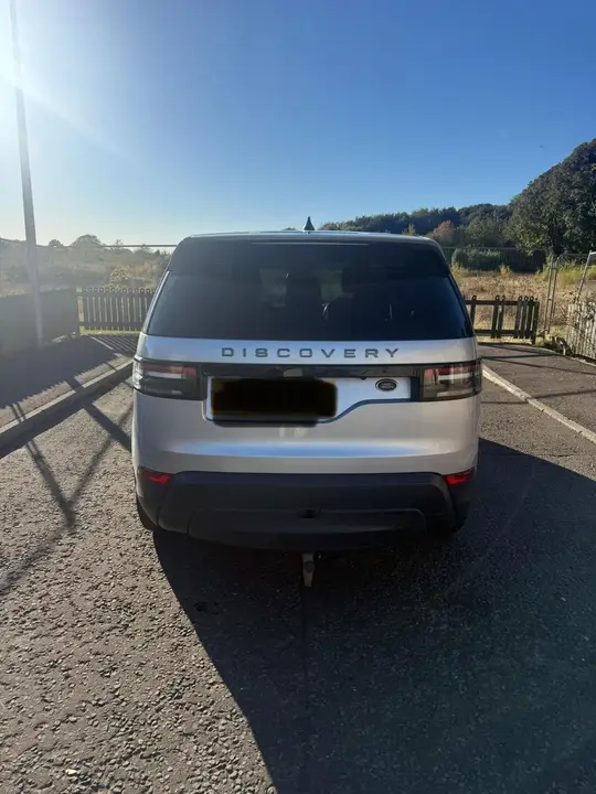 Land Rover Discovery 2017 photo 4