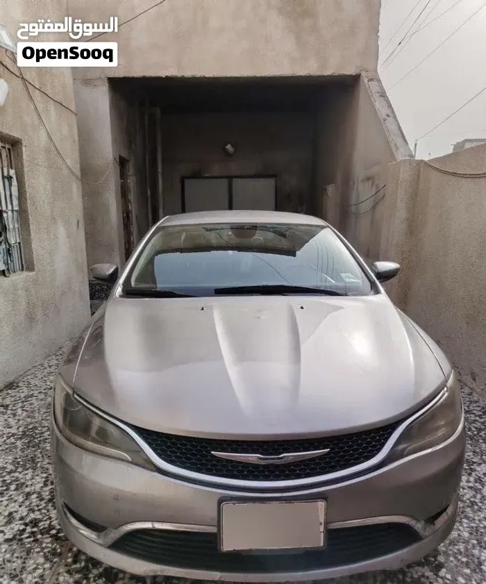 Chrysler 200
