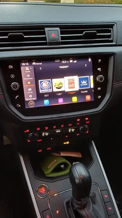 Seat Arona 2021 photo 3