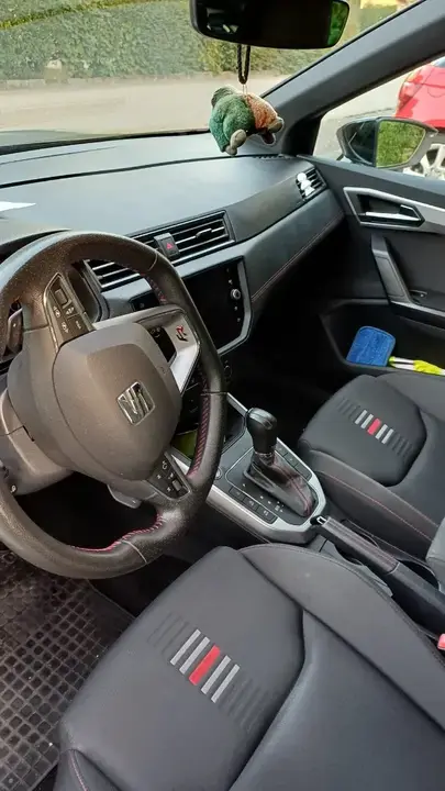 Seat Arona 2021 photo 2