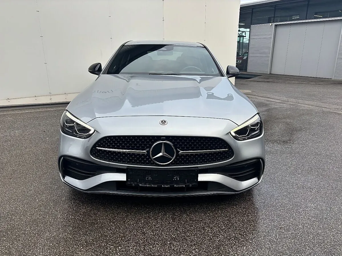 Mercedes-Benz C-Class 2022 photo 3