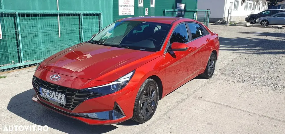 Hyundai Elantra 2022 photo 3
