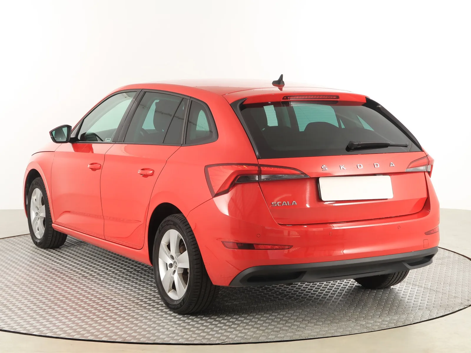 Skoda Scala 2020 photo 3