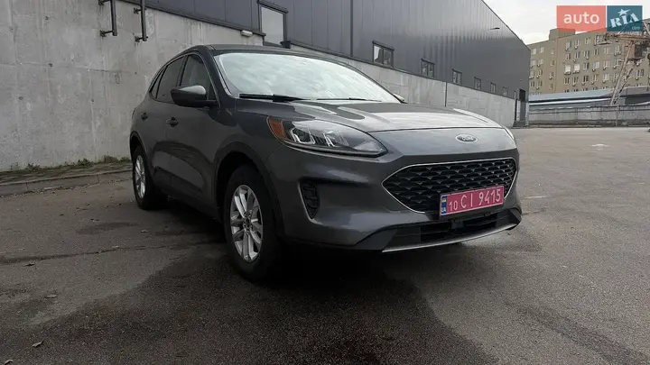 Ford Escape 2021 photo 3