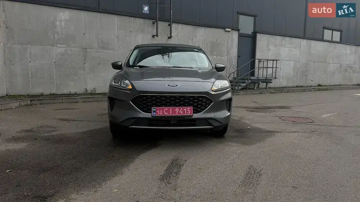 Ford Escape 2021 photo 2