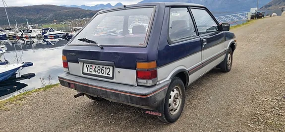 Subaru Justy 1986 photo 3