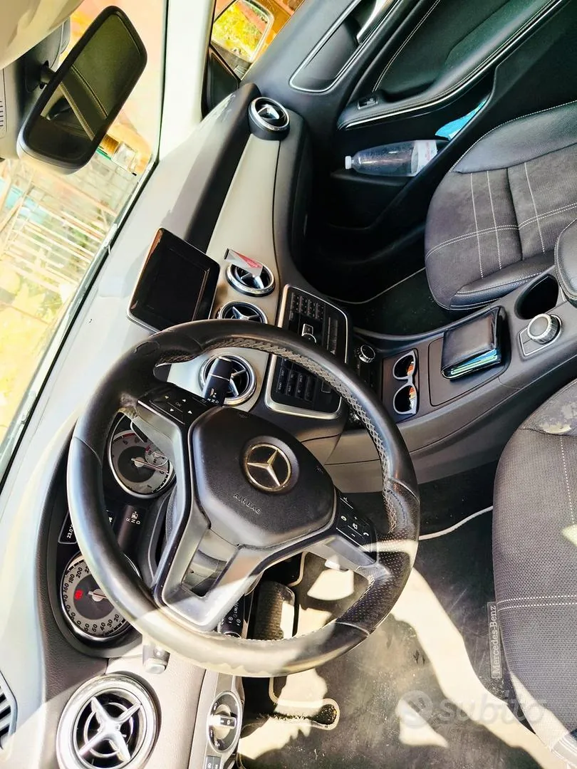 Mercedes-Benz Gla 2015 photo 4
