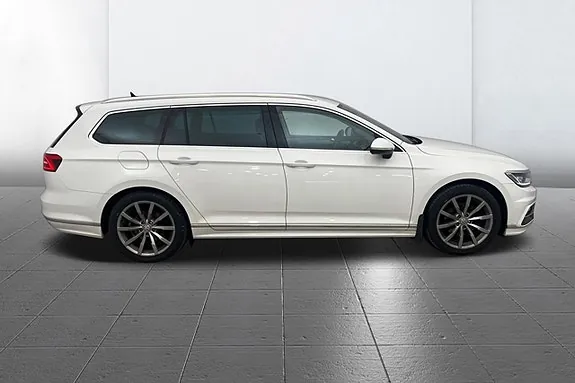 Volkswagen Passat 2019 photo 4