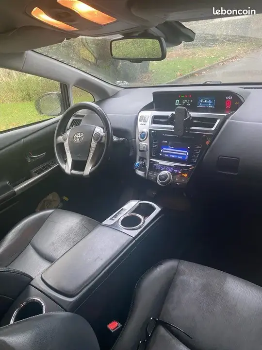 Toyota Prius 2019 photo 3