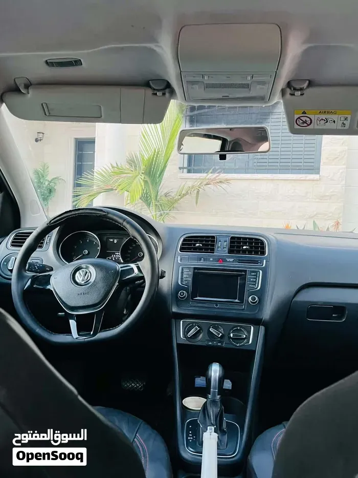 Volkswagen Polo 2017 photo 4