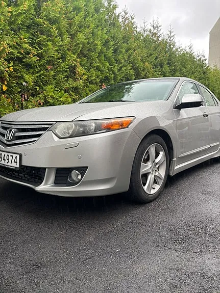 Honda Accord 2011 photo 2
