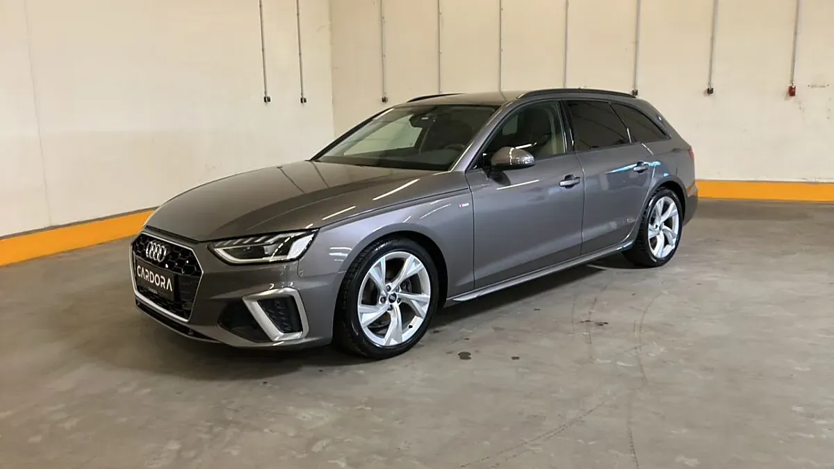 Audi A4 2021 photo 2
