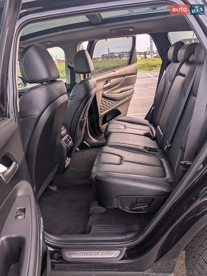 Hyundai Santa Fe 2023 photo 4