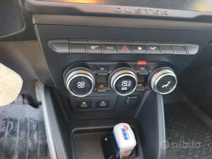 Dacia Duster 2021 photo 2