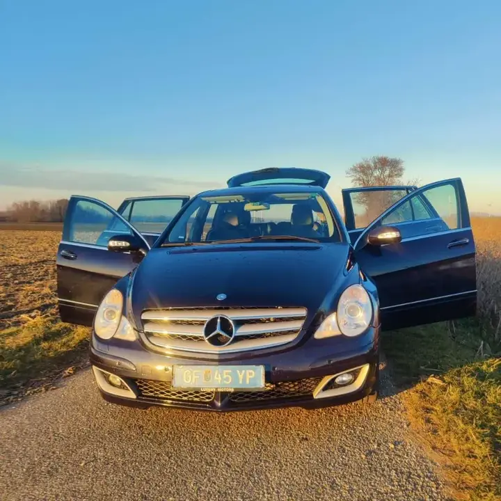 Mercedes-Benz R-Class