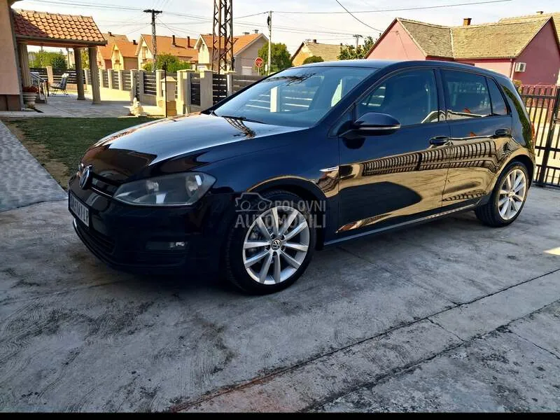 Volkswagen Golf 2013 photo 3