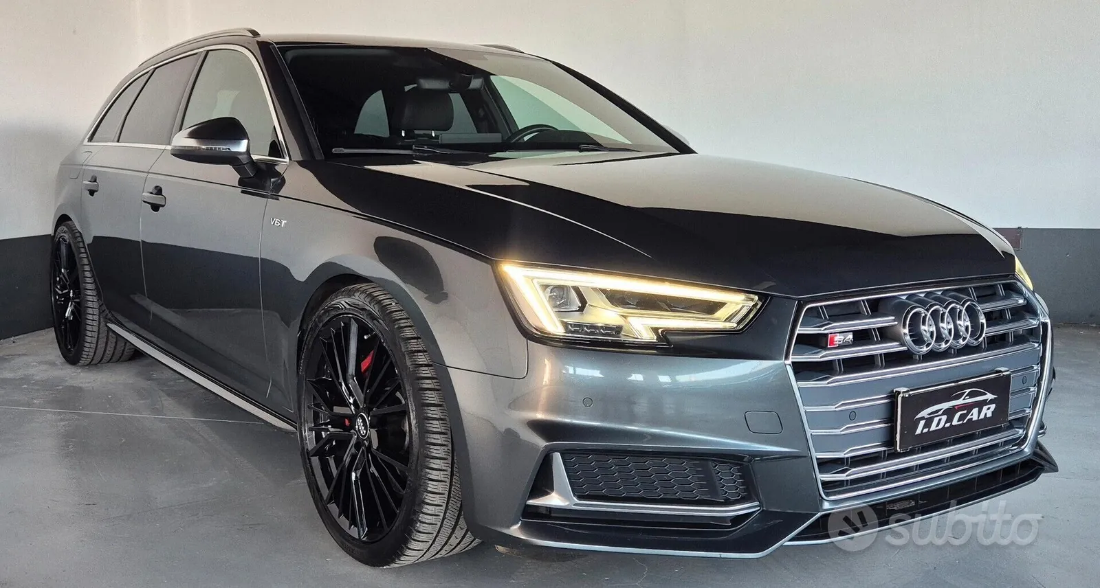 Audi A4 2018 photo 4