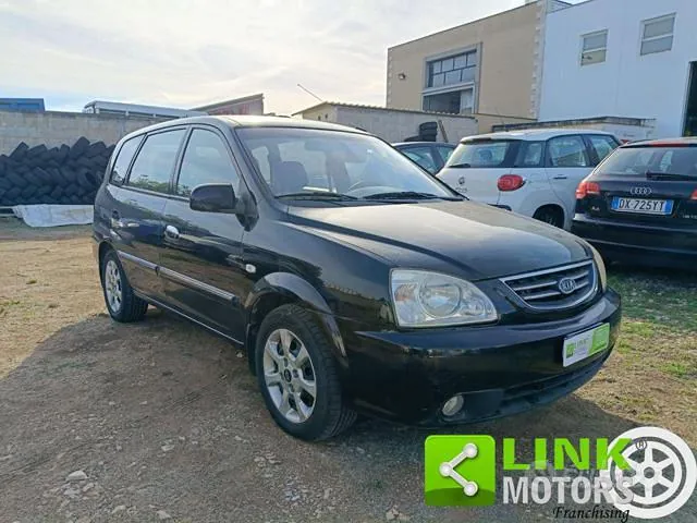 Kia Carens
