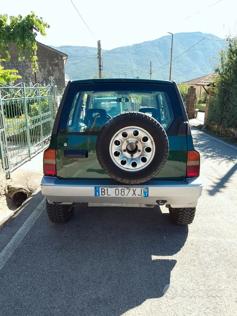 Suzuki Vitara 2000 photo 2