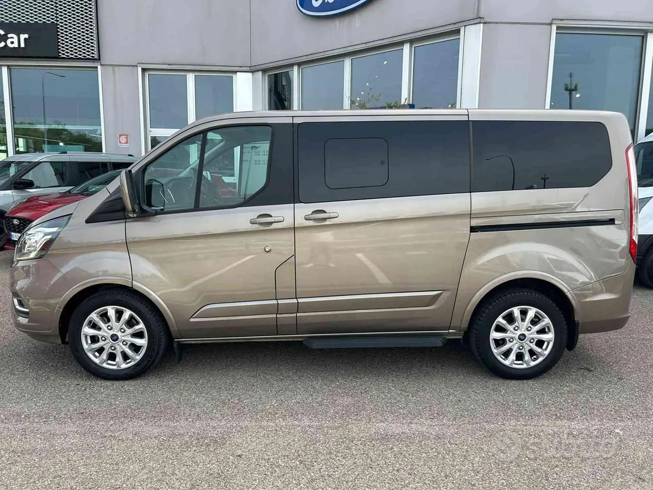 Ford Tourneo Custom 2020 photo 3
