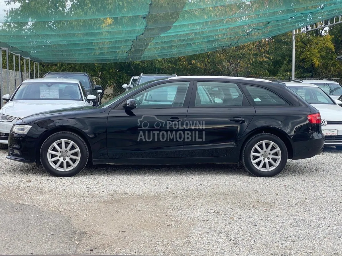 Audi A4 2012 photo 4