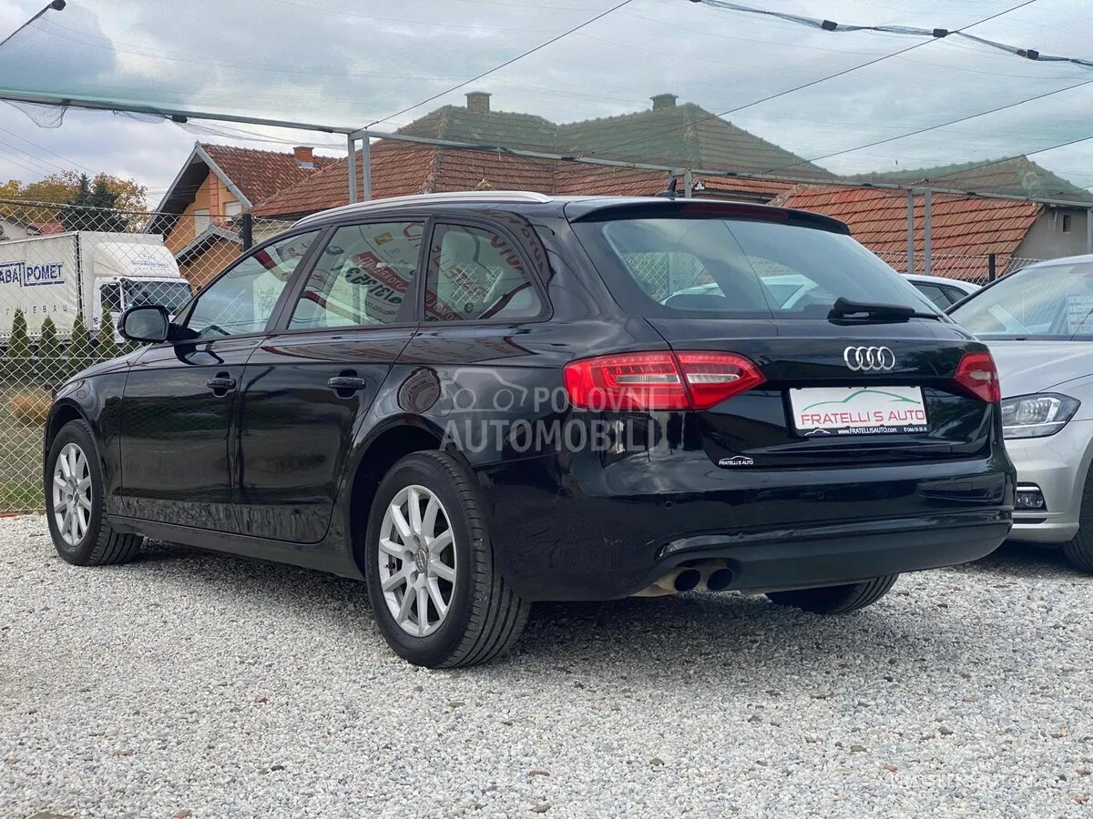 Audi A4 2012 photo 5