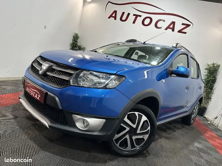 Dacia Sandero 2013 photo 2
